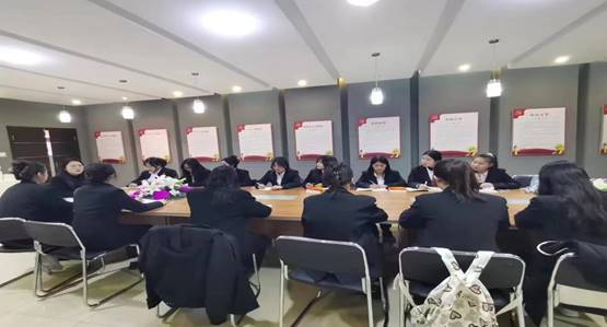 4d1ceb4c95dffb40cbbd41f2e025cf2